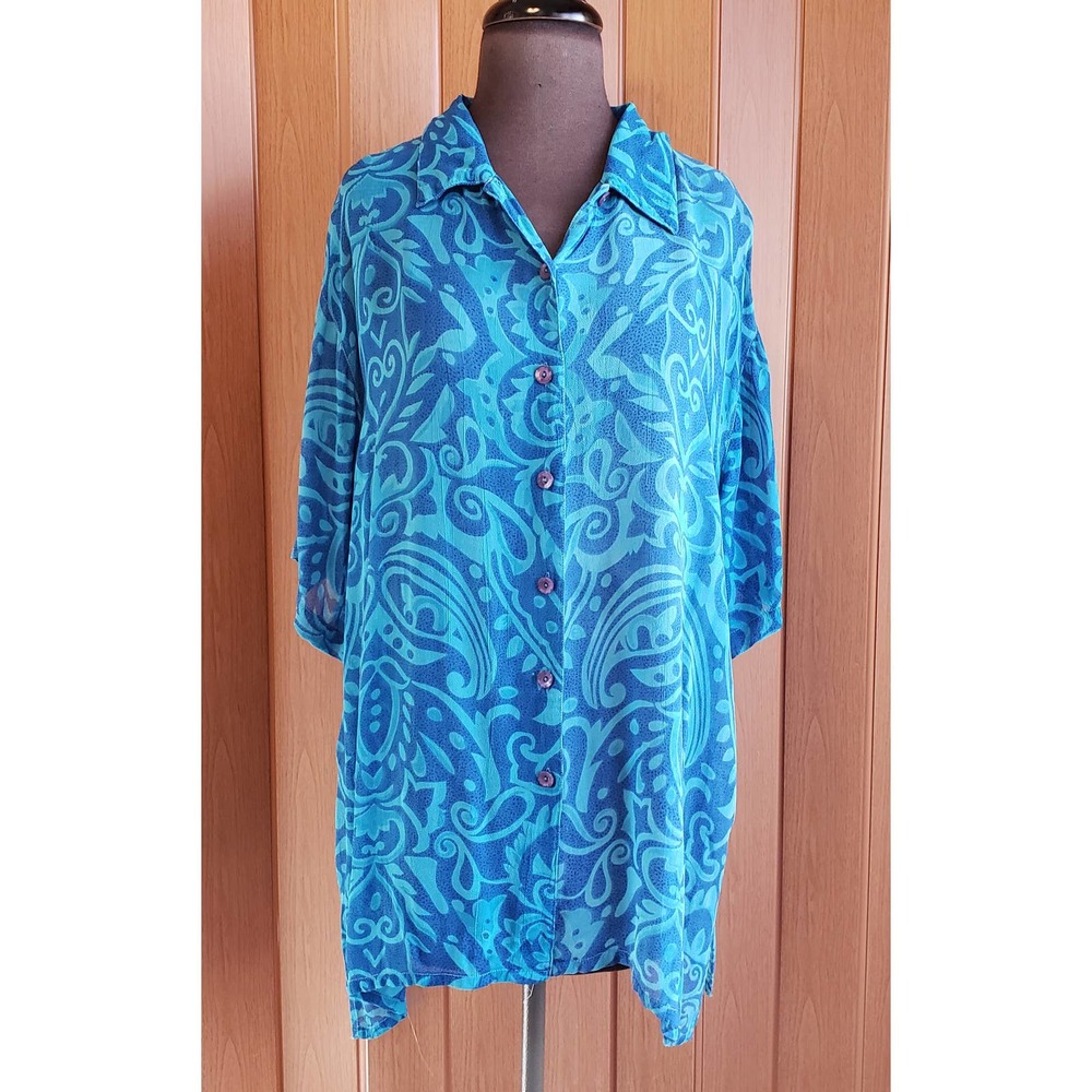 Notations Clothing Co. Size 2XL blue button up blouse